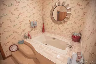 7035 Bluffs Dr, Washington Twp, OH 45459 - Photo 30