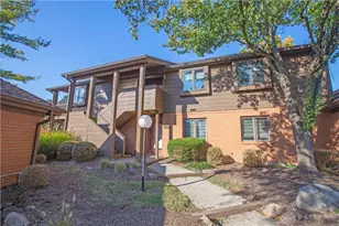 7035 Bluffs Dr, Washington Twp, OH 45459 - Photo 20