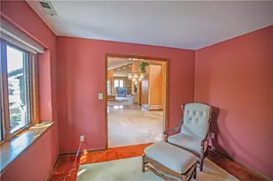 7035 Bluffs Dr, Washington Twp, OH 45459 - Photo 14
