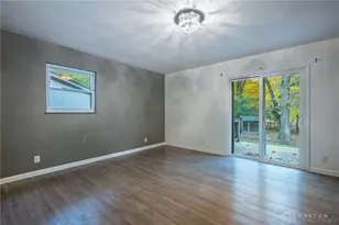 2050 William Ln, Dayton, OH 45429 - Photo 28