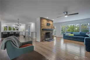 2050 William Ln, Dayton, OH 45429 - Photo 10