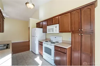 2571 Vinny Drive, Middletown, OH 45044 - Photo 10