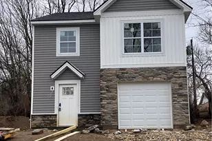 1029 Bunche Dr, Dayton, OH 45417 - Photo 2