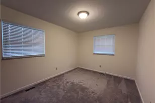 7630 Mad River Rd, Dayton, OH 45459 - Photo 14