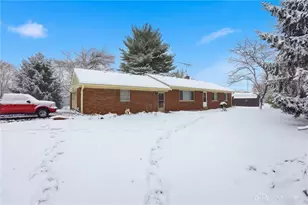 3689 E Patterson Rd, Beavercreek, OH 45430 - Photo 40