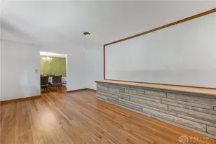 7368 San Fernando Rd, Huber Heights, OH 45424 - Photo 12