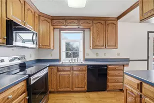 9109 Bindley-Mounts Rd, Blanchester, OH 45107 - Photo 14