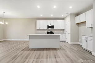 4212 Ellason Ct, Dayton, OH 45440 - Photo 10