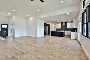 950 Rosenthal Dr, Tipp City, OH 45373 - Photo 10