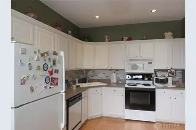 9036 Waterway Court, Washington Twp, OH 45342 - Photo 12