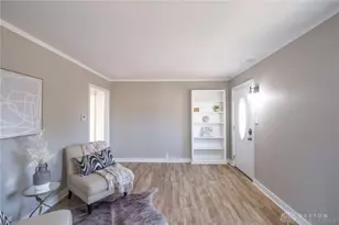 211 Holmes Dr, Fairborn, OH 45324 - Photo 2