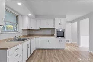 640 Hillcrest Dr, Fairborn, OH 45324 - Photo 12