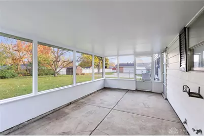 640 Hillcrest Drive, Fairborn, OH 45324 - Photo 36