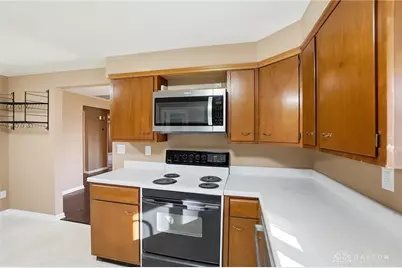 2298 Jacavanda Drive, Beavercreek, OH 45431 - Photo 10