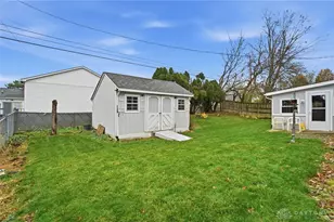 1230 Hemlock Dr, Fairborn, OH 45324 - Photo 32