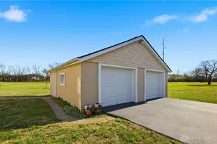 319 Jamestown Rd, South Charleston, OH 45368 - Photo 38