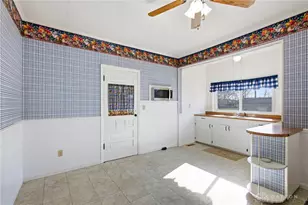 319 Jamestown Rd, South Charleston, OH 45368 - Photo 14