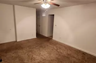 4660 Gardendale Ave, Dayton, OH 45417 - Photo 2