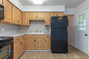 1052 Greenfield Dr, Troy, OH 45373 - Photo 6