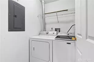 1660 Piper Ln, Dayton, OH 45440 - Photo 16