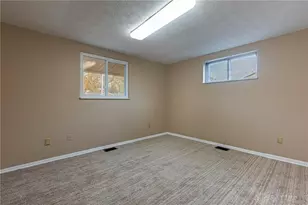 808 Macmillan Dr, Trotwood, OH 45426 - Photo 16