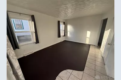 615 Circle Road, Dayton, OH 45417 - Photo 4