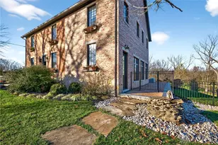 2566 E Lower Springboro Rd, Waynesville, OH 45068 - Photo 4