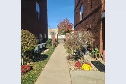 522 E 2nd Street, Dayton, OH 45402 - Photo 4