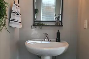 522 E 2nd St, Dayton, OH 45402 - Photo 28