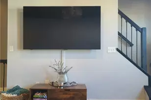 522 E 2nd St, Dayton, OH 45402 - Photo 14