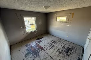 1525 Viola Ave, Dayton, OH 45405 - Photo 10