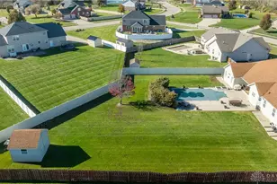 6936 Breckenwood Dr, Dayton, OH 45424 - Photo 68