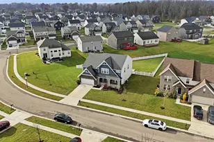 2145 Silver Linden Dr, Tipp City, OH 45371 - Photo 6