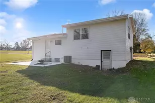 207 Ford Dr, Piqua, OH 45356 - Photo 6