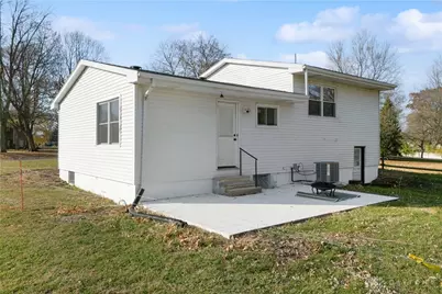 207 Ford Dr, Piqua, OH 45356 - Photo 4