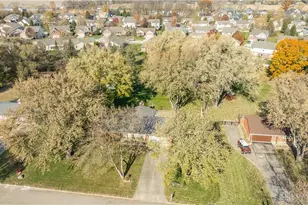 375 Coach Dr, Tipp City, OH 45371 - Photo 28