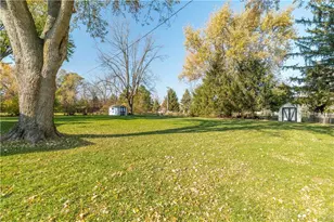 375 Coach Dr, Tipp City, OH 45371 - Photo 26