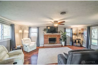 375 Coach Drive, Tipp City, OH 45371 - Photo 10