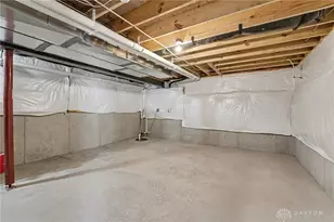 1589 Stonebury Ct, Beavercreek Twp, OH 45385 - Photo 32