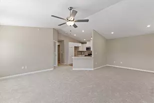 425 Pilot Point, Vandalia, OH 45377 - Photo 6