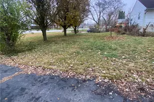 3821 Denlinger, Dayton, OH 45426 - Photo 4