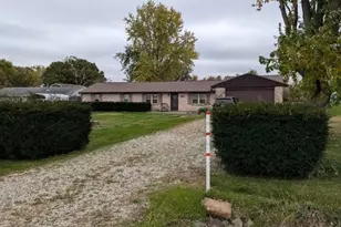 1016 Alexander Rd, Eaton, OH 45320 - Photo 2