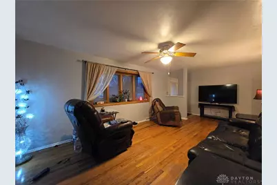 1070 Nagle Court, Beavercreek, OH 45430 - Photo 8