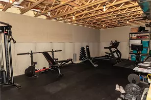 1018 Hunter's Ridge Dr, Tipp City, OH 45371 - Photo 46