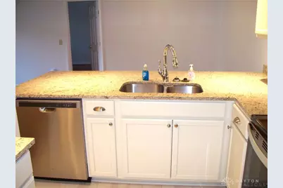 12080 Regency Run Court #4, Springfield Township, OH 45240 - Photo 4