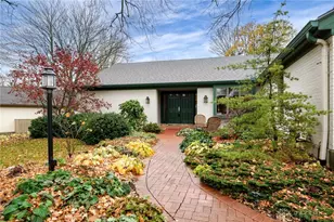 571 Eagle Cir, Kettering, OH 45429 - Photo 70