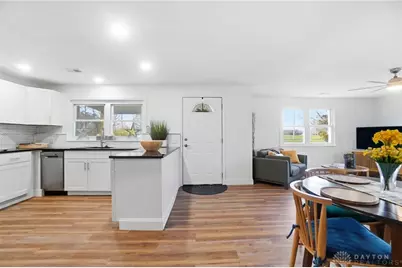 9185 S Mann Road, Bethel Twp, OH 45371 - Photo 6