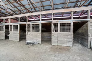 9185 S Mann Rd, Bethel Twp, OH 45371 - Photo 40