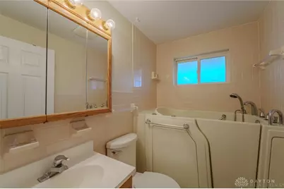 5910 Shady Oak Street, Dayton, OH 45424 - Photo 16