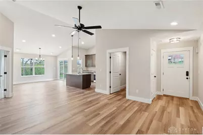 5019 Waterford Lane, Middletown, OH 45044 - Photo 16